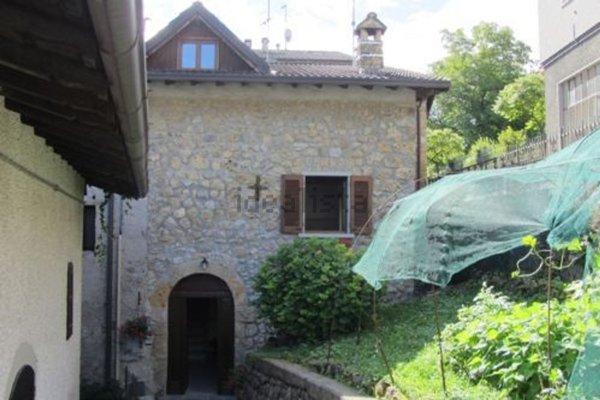 casa semindipendente in vendita a Santa Brigida