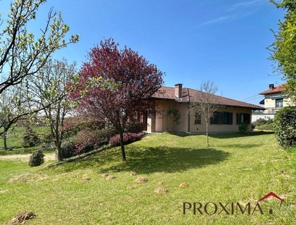 casa indipendente in vendita ad Arignano