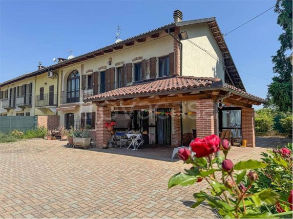 casa indipendente in vendita ad Arignano