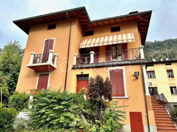 casa indipendente in vendita a Sarnico