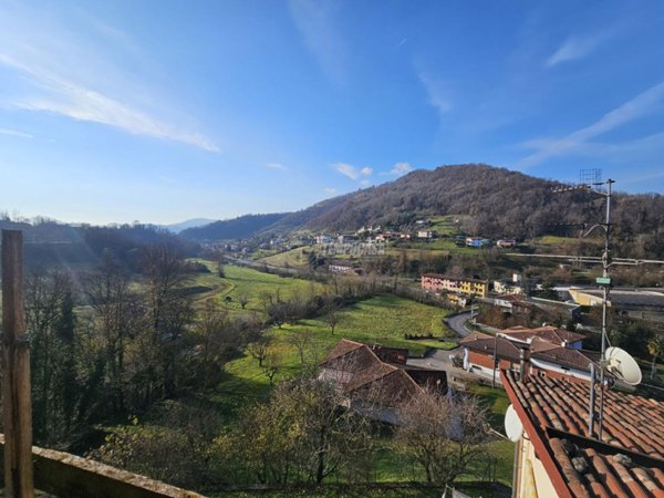 casa indipendente in vendita a Sarnico