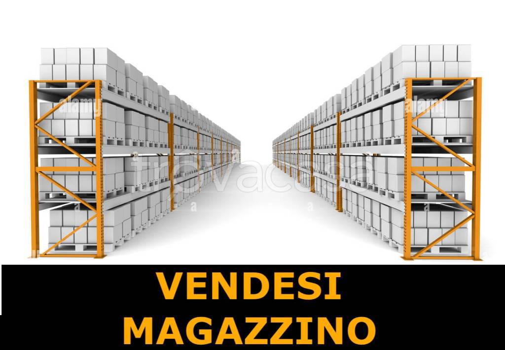 locale commerciale in vendita a Sarnico