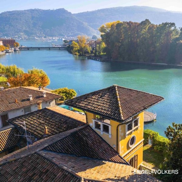 casa indipendente in vendita a Sarnico
