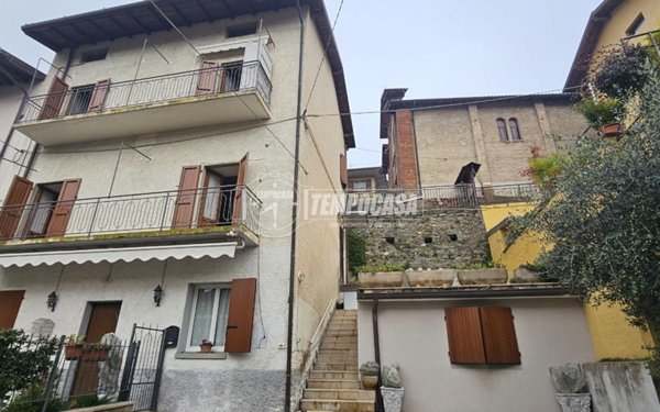 appartamento in vendita a Sarnico