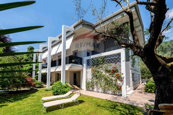 casa indipendente in vendita a Sarnico