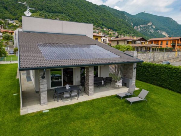 casa indipendente in vendita a Sarnico