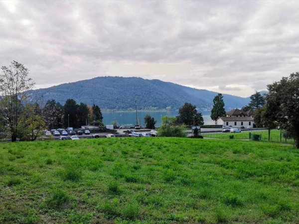 terreno edificabile in vendita a Sarnico