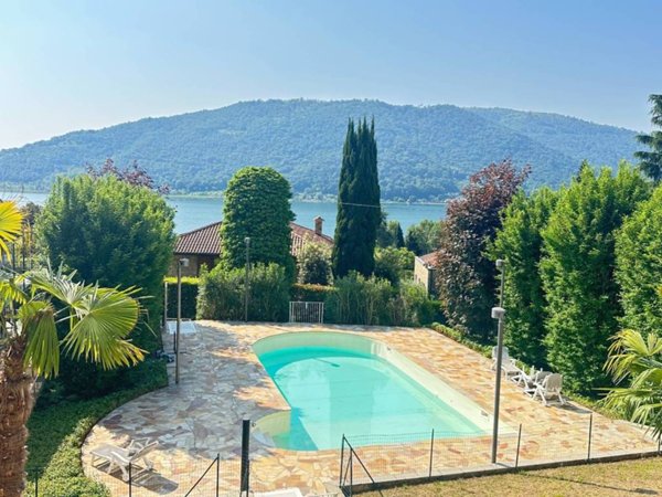 casa indipendente in vendita a Sarnico