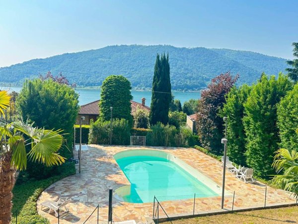casa indipendente in vendita a Sarnico