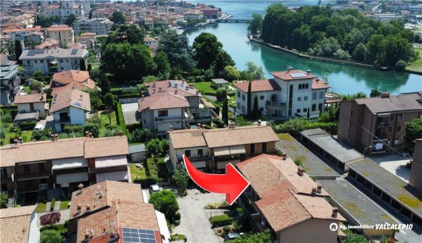 casa indipendente in vendita a Sarnico