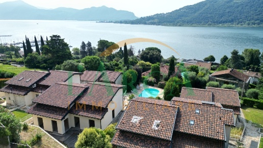 casa indipendente in vendita a Sarnico