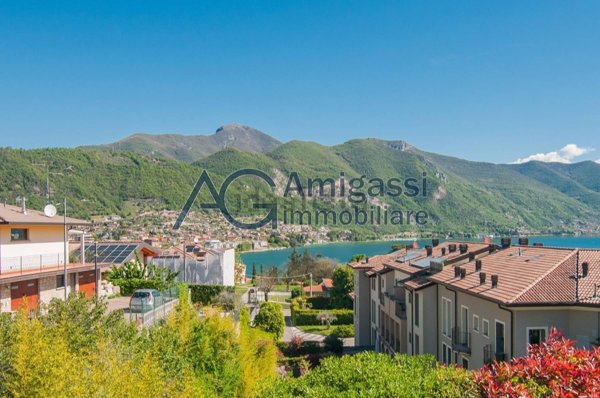 casa indipendente in vendita a Sarnico