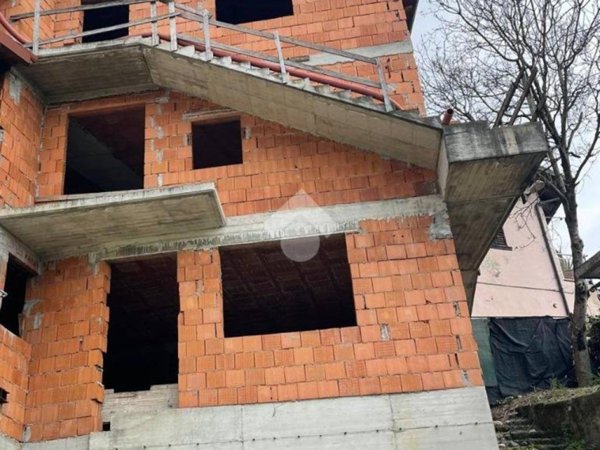 casa indipendente in vendita a Sarnico