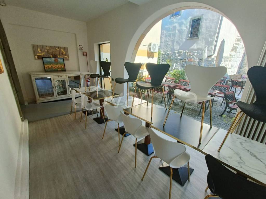 negozio in vendita a Sarnico