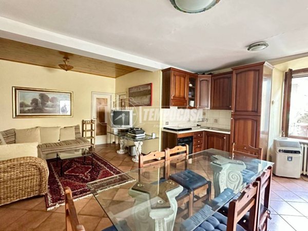 casa indipendente in vendita a Sarnico