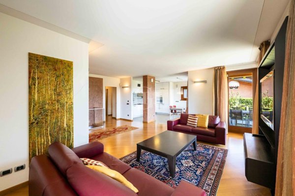 casa indipendente in vendita a Sarnico