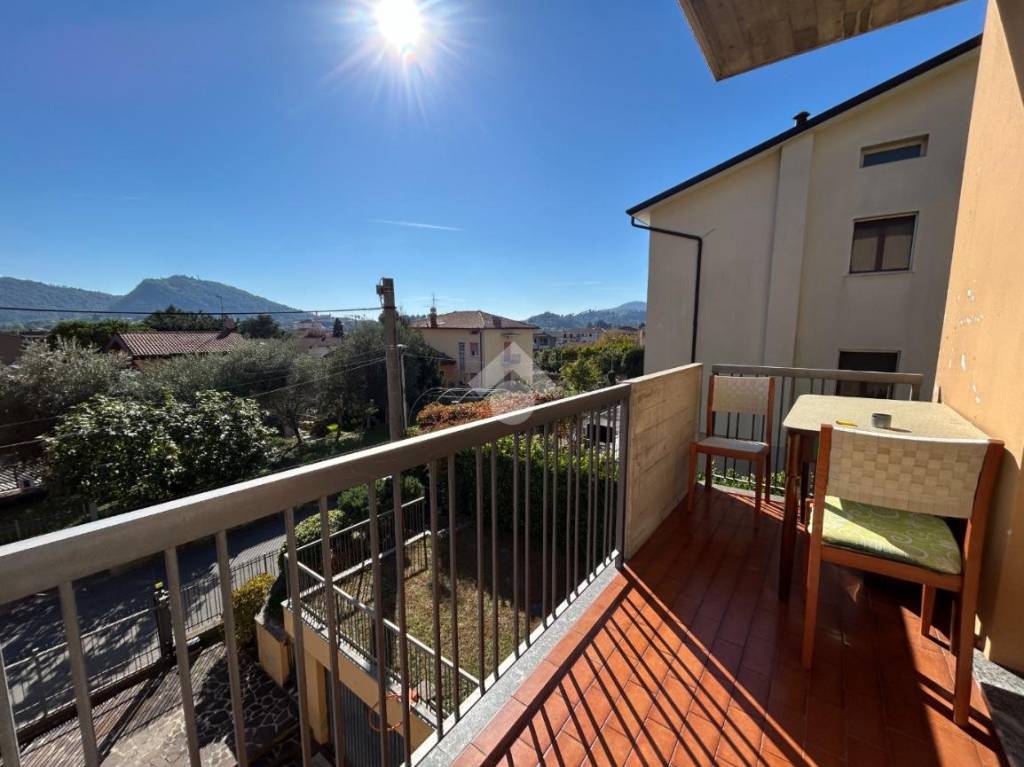 appartamento in vendita a Sarnico