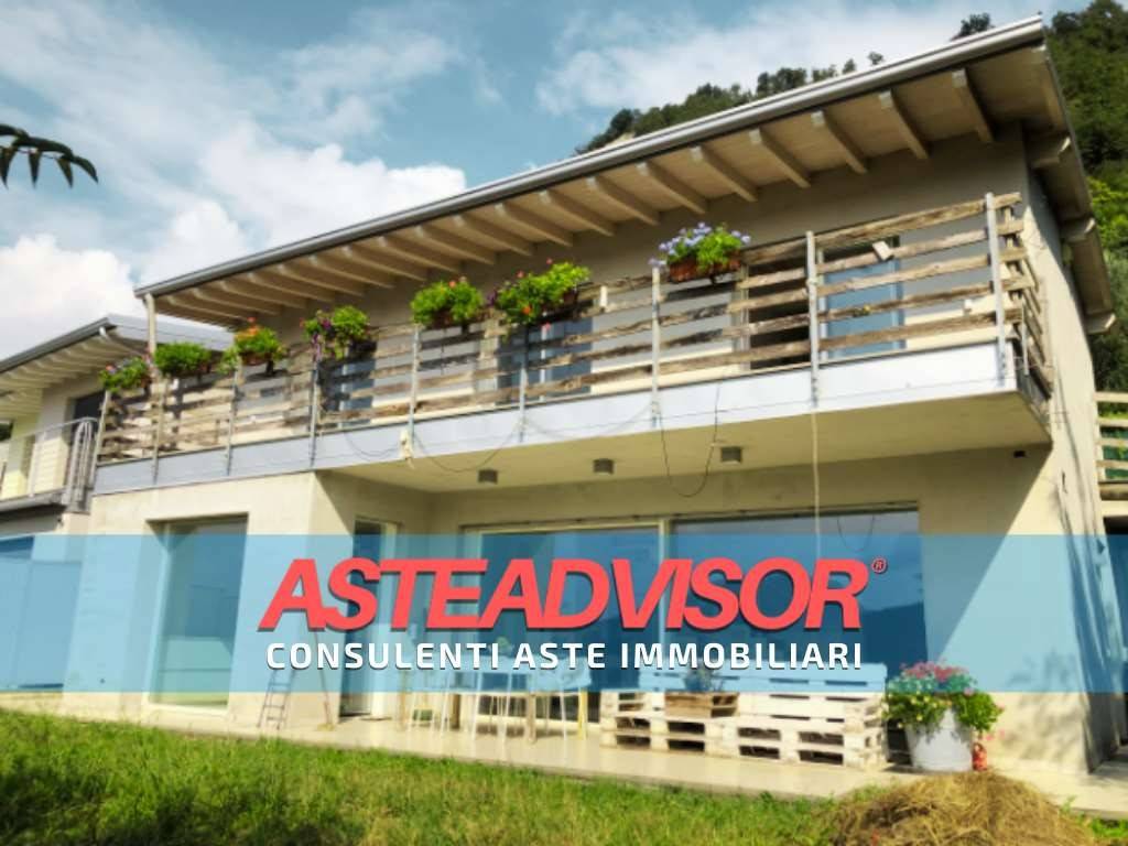 casa indipendente in vendita a Sarnico