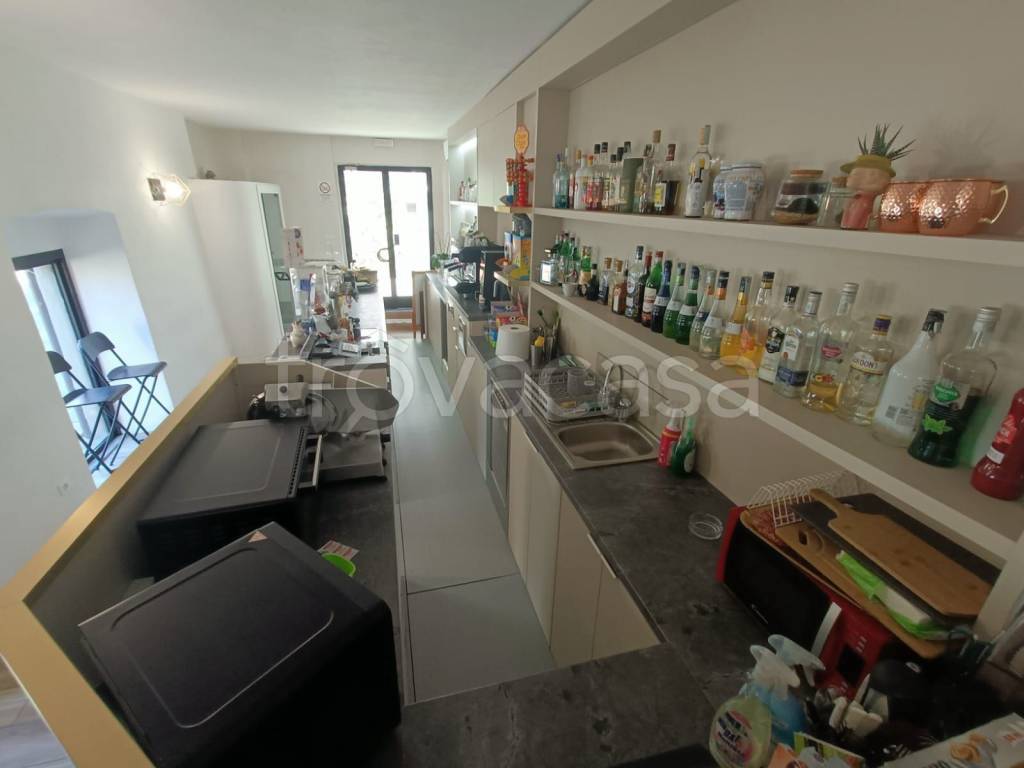 negozio in vendita a Sarnico