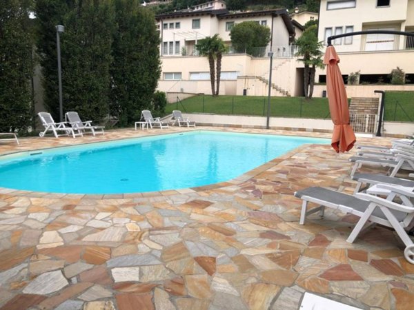 casa indipendente in vendita a Sarnico