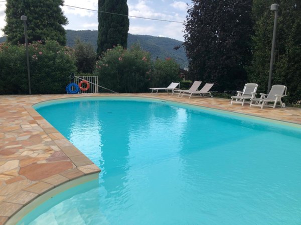 casa indipendente in vendita a Sarnico