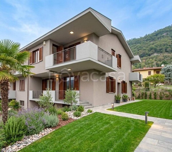 casa indipendente in vendita a Sarnico in zona Rudello