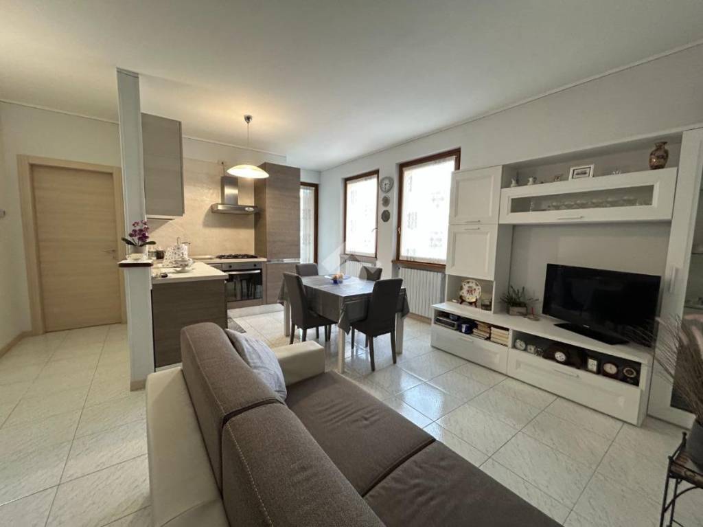 appartamento in vendita a Sarnico