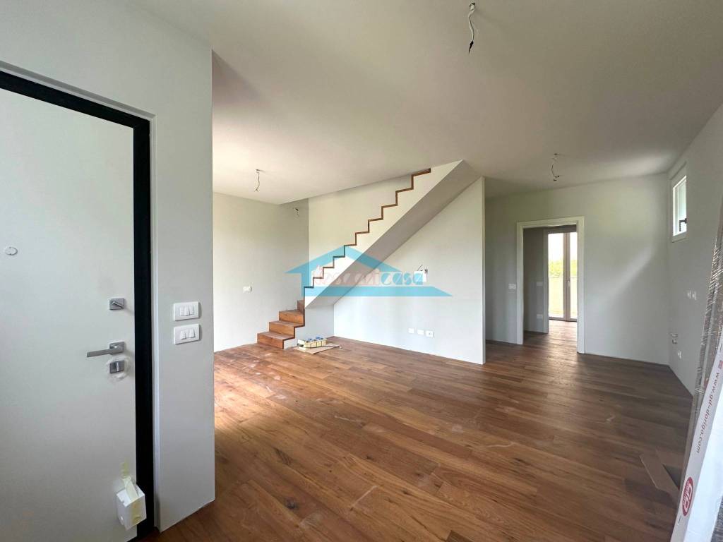 casa indipendente in vendita a Sarnico in zona Rudello