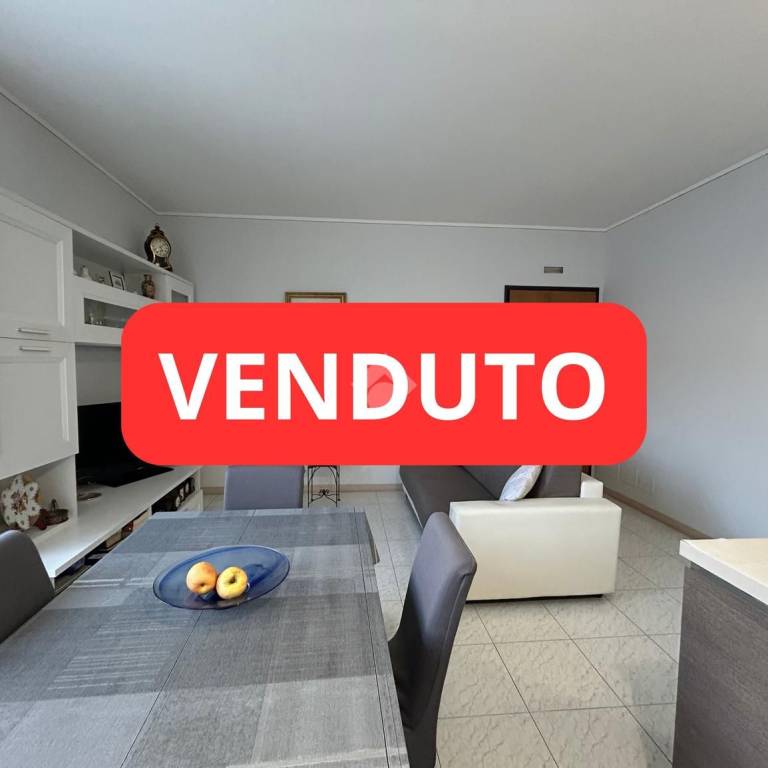 appartamento in vendita a Sarnico in zona Rudello