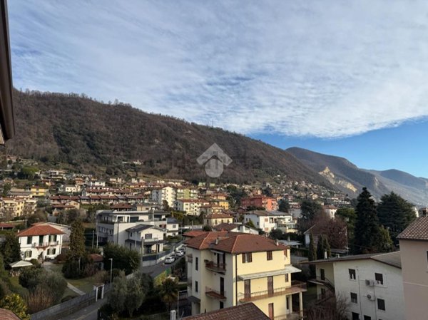 appartamento in vendita a Sarnico in zona Rudello