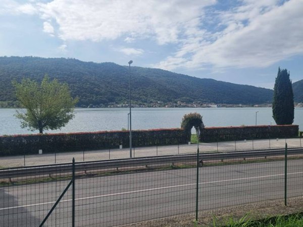 appartamento in vendita a Sarnico in zona Rudello