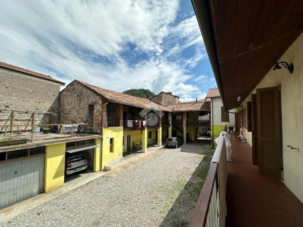 appartamento in vendita a Scanzorosciate
