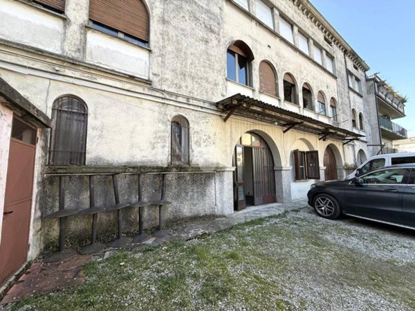 appartamento in vendita a Scanzorosciate