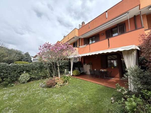 casa indipendente in vendita a Scanzorosciate