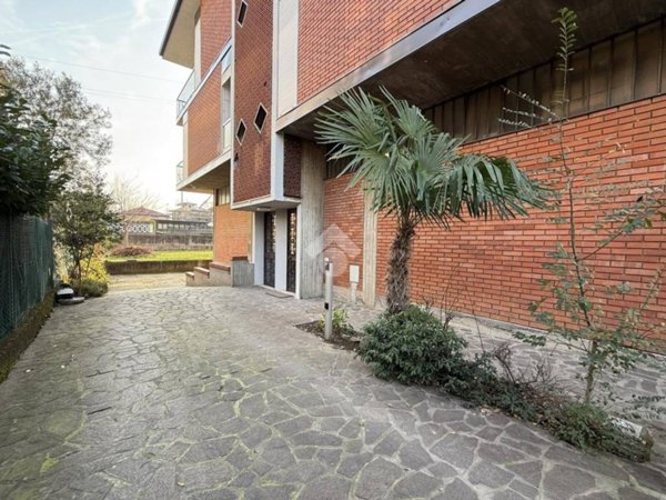 appartamento in vendita a Scanzorosciate