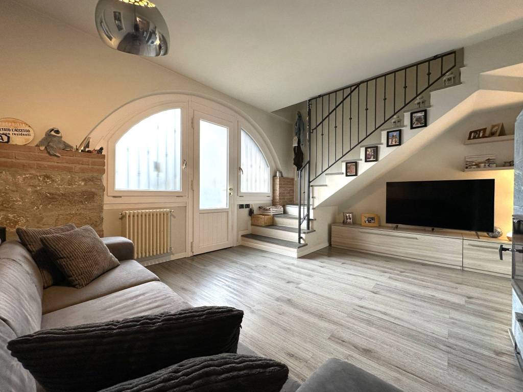casa indipendente in vendita a Scanzorosciate