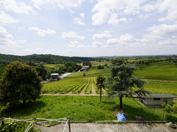appartamento in vendita a Scanzorosciate in zona Tribulina