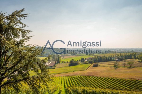 casa indipendente in vendita a Scanzorosciate in zona Tribulina