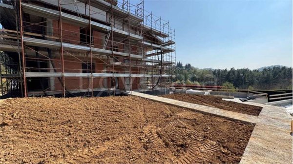 appartamento in vendita a Scanzorosciate in zona Gavarno