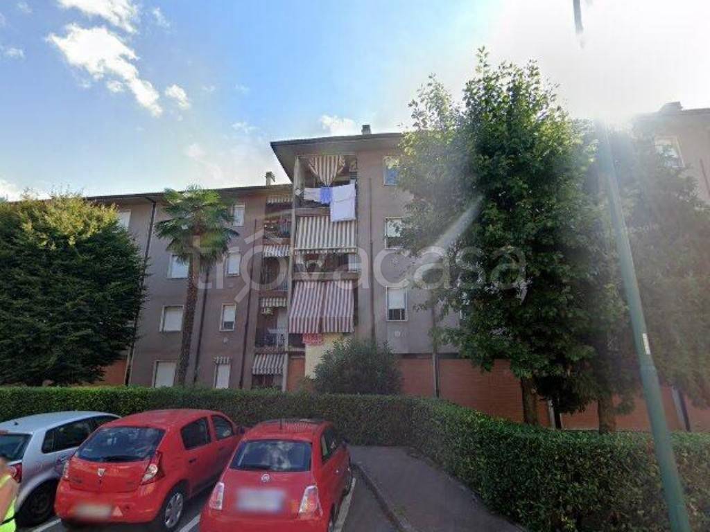 appartamento in vendita a Scanzorosciate