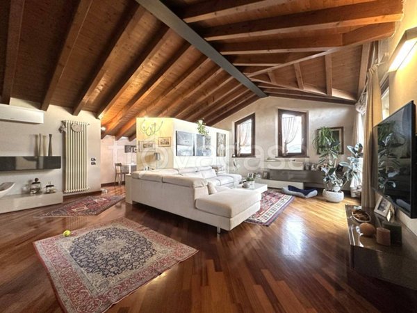 appartamento in vendita a Scanzorosciate