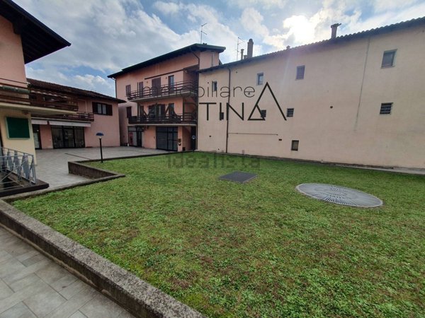 casa indipendente in vendita a Scanzorosciate