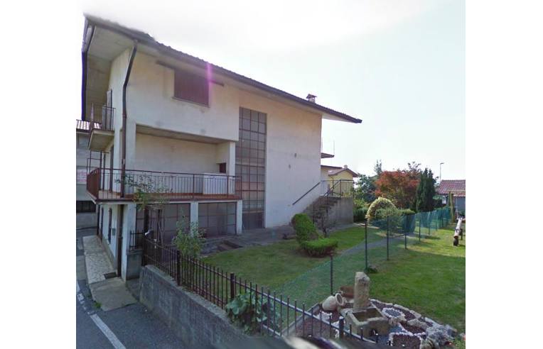 casa indipendente in vendita a Scanzorosciate in zona Negrone