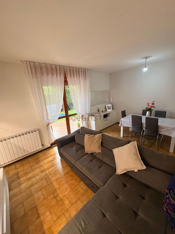 appartamento in vendita a Scanzorosciate