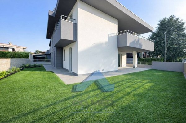 appartamento in vendita a Scanzorosciate