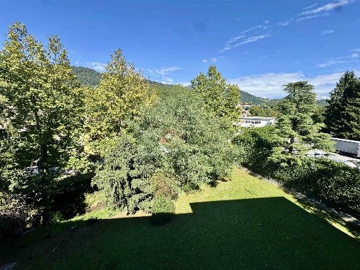 appartamento in vendita a Scanzorosciate in zona Tribulina