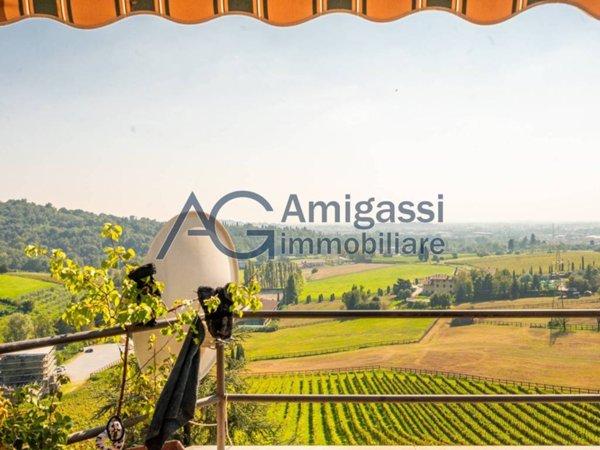 appartamento in vendita a Scanzorosciate in zona Tribulina