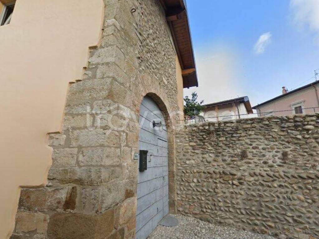 appartamento in vendita a Scanzorosciate