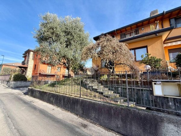 casa indipendente in vendita a Scanzorosciate