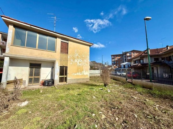 casa indipendente in vendita a Scanzorosciate